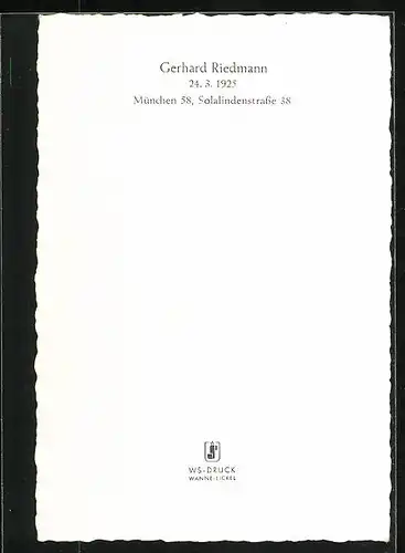 AK Schauspieler Gerhard Riedmann nach vorn lächelnd