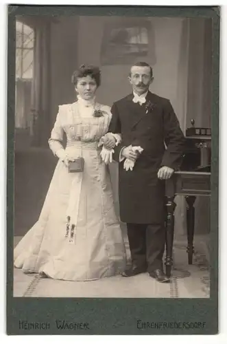 Fotografie Heinrich Wagner, Ehrenfriedersdorf, Portrait Hochzeitspaar, Braut und Bräutigam