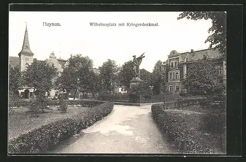 AK Haynau, Wilhelmsplatz mit Kriegerdenkmal