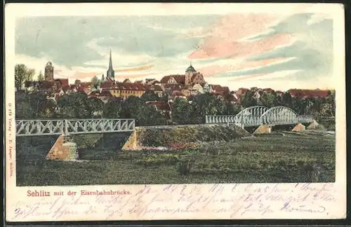 Relief-AK Schlitz, Totalansicht mit der Eisenbahnbrücke
