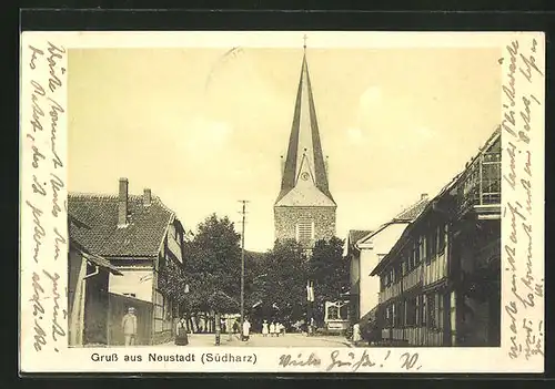 AK Neustadt / Südharz, Strassenpartie mit Kirchturm