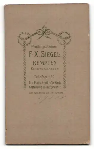 Fotografie F. X. Siegel, Kempten, Portrait junge Dame mit Hochsteckfrisur