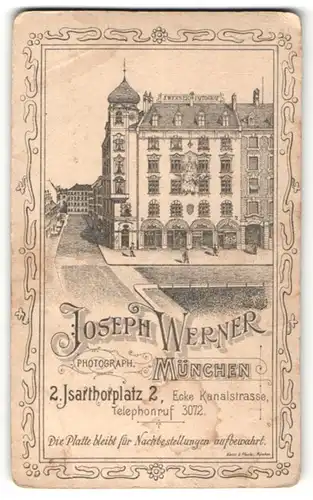 Fotografie Joseph Werner, München, rückseitige Ansicht München, Atelier Isarthorplatz 2, vorderseitig Portrait