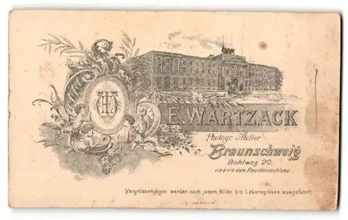 Fotografie E. Wartzack, Braunschweig, rückseitige Ansicht Braunschweig, Atelier Bohlweg 20, vorderseitig Portrait Soldat