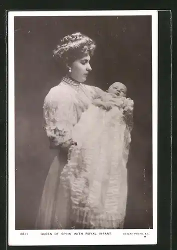 AK Königshaus von Spanien, The Queen of Spain with Royal Infant