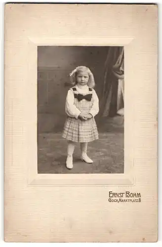 Fotografie Ernst Bohm, Goch, Portrait kleines Mädchen mit blondem Haar