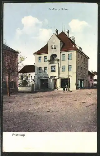 AK Plattling, Strassenpartie am Kaufhaus Huber