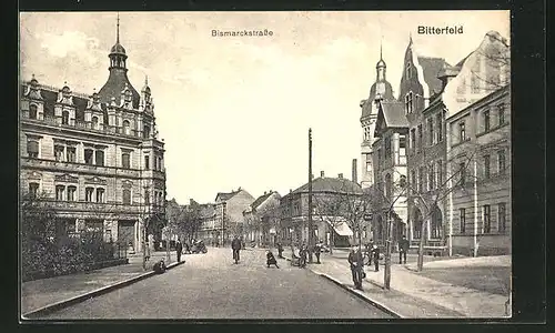 AK Bitterfeld, Blick in die Bismarckstrasse