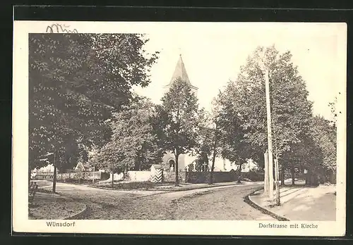 AK Wünsdorf, Dorfstrasse mit Kirche