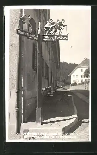 AK Lenzkirchz, origineller Wegweiser, Schwarzwälder Holzschnitzerei