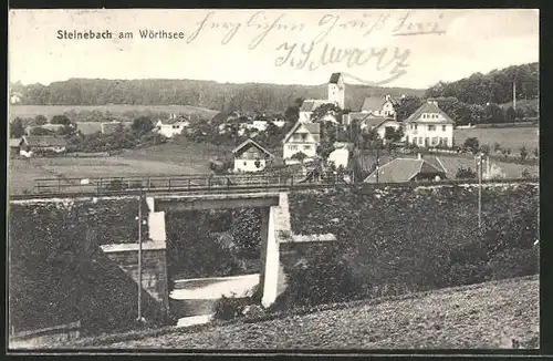 AK Steinebach a. Wörthsee, Ortspartie mit Häusern und Eisenbahndurchgang