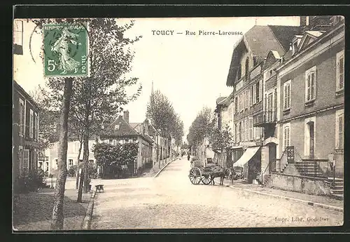 AK Toucy, Rue Pierre-Larousse