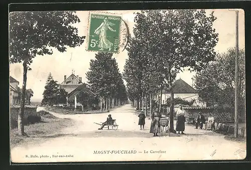 AK Magny-Fouchard, Le Carrefour