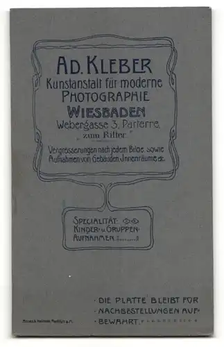 Fotografie Ad. Kleber, Wiesbaden, Portrait bürgerlicher Herr in Anzug