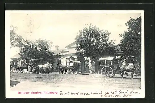 AK Wynberg, Bahnhof mit wartenden Pferdekutschen