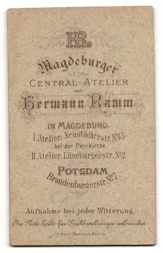 Fotografie Hermann Ramm, Magdeburg, Portrait Knabe im Anzug