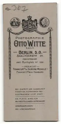 Fotografie Otto Witte, Berlin-SO, junge Frau in Kleid