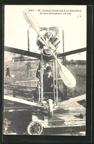 AK Flugzeug-Pionier M. Santos-Dumont in seinem Aeroplane 14 bis
