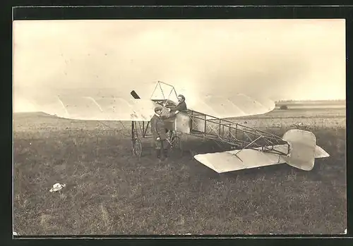 AK Flugzeug-Pioniere mit ihrer Maschine