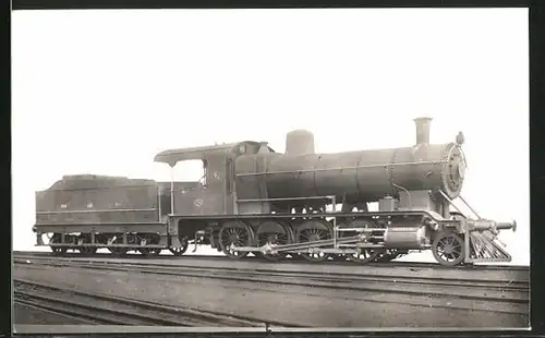 AK Englische Eisenbahn-Lokomotive mit Tender
