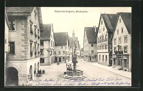 AK Sigmaringen, Marktplatz mit Brunnen und Gasthaus zur Traube