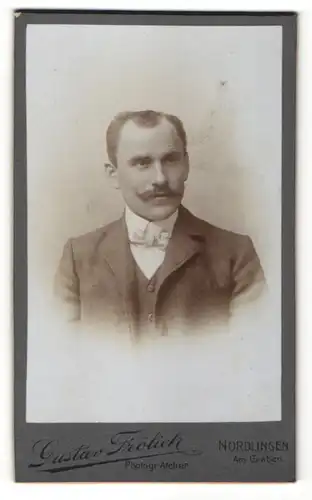 Fotografie Gustav Fröhlich, Nördlingen, Portrait bürgerlicher Herr