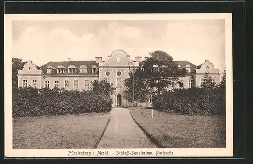 AK Fürstenberg, Parkseite vom Schloss-Sanatorium