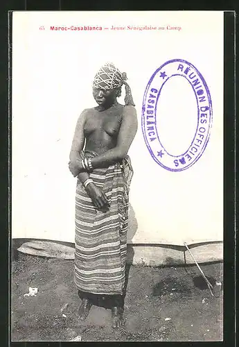 AK Casablanca, Jeune Senegalaise au camp, afrikanische nackte Frau