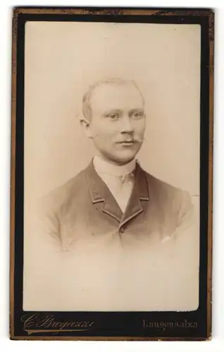 Fotografie C. Bregazzi, Langensalza, Portrait junger Herr mit Oberlippenbart
