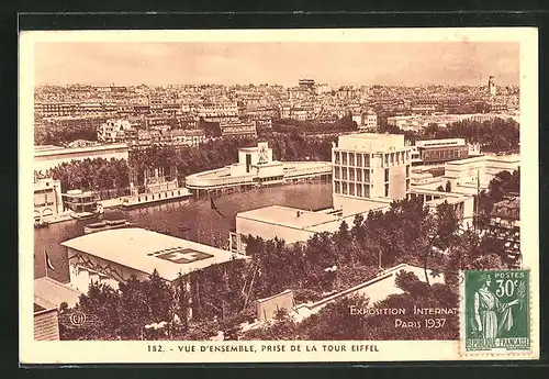 AK Paris, Exposition internationale 1937, Vue d'Ensemble, prise de la Tour Eiffel