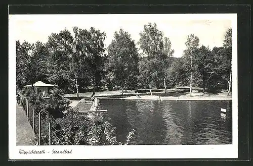 AK Ruppichteroth, Ortspartie am Strandbad mit Bewaldung