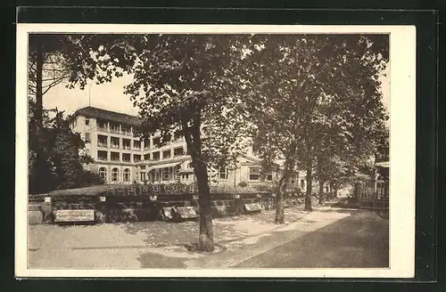 AK Wildbad, Hotel Klumpp, Teilansicht mit Gartenterrasse