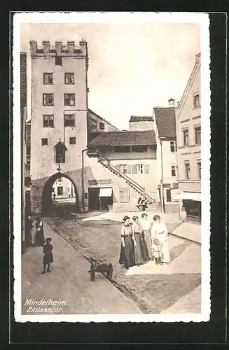 AK Mindelheim, Passanten am Einlasstor