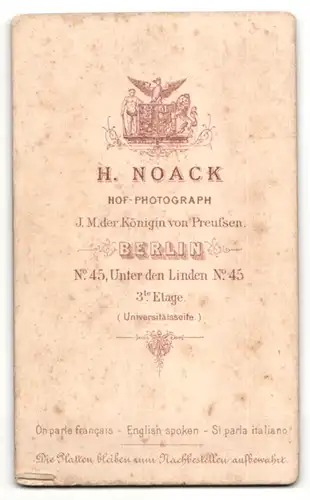 Fotografie H. Noack, Berlin, Portrait junger Herr mit zeitgenöss. Frisur