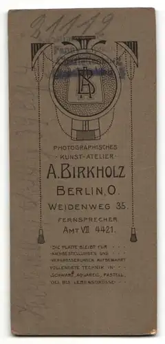 Fotografie A. Birkholz, Berlin-O, Portrait Knabe in festlichem Anzug