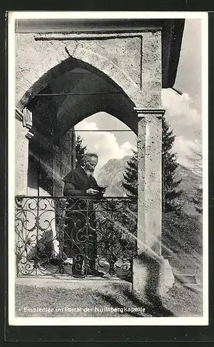 AK Kiefersfelden, Einsiedler im Portal der Nusslbergkapelle