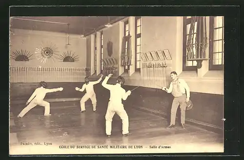 AK Lyon, École du Service de Santé Militaire, Salle d'Armes, Männer beim Fechten