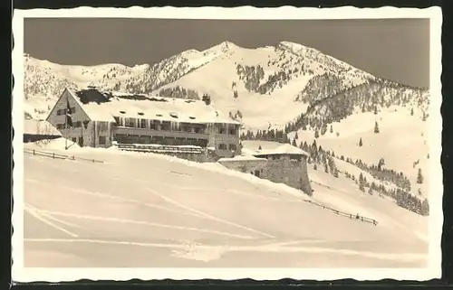 AK Bayrischzell, Blick auf die Polizei Skischule am Sudelfeld mit Wildalpjoch im Winter