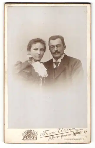 Fotografie Franz Werner, München, Portrait bürgerliche Eheleute