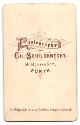 Fotografie Ch. Schildknecht, Fürth, Portrait Frau mit Haarband