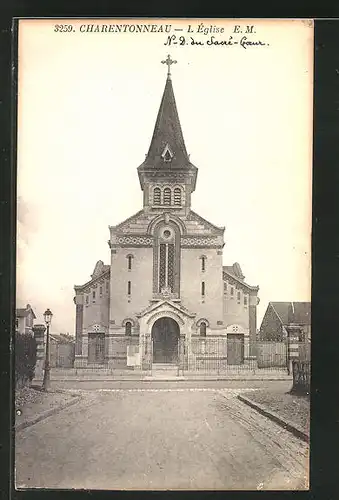 AK Charentonneau, L'Église