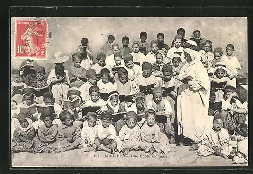AK Algérie, Une École indigène, Schulklasse mit Leher