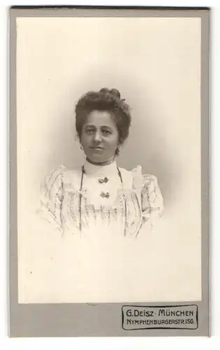 Fotografie G. Deisz, München, Portrait Dame mit Hochsteckfrisur