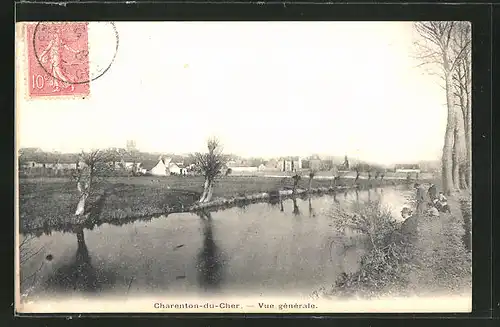 AK Charenton-du-Cher, Blick vom Fluss auf den Ort