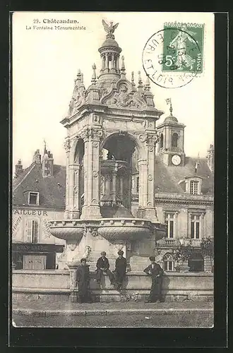 AK Chateaudun, La Fontaine Monumentale