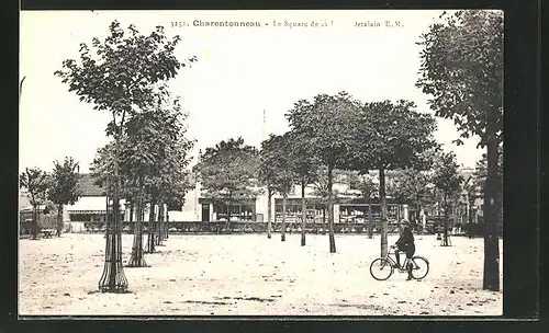 AK Charentonneau, Le Square de la Place Detalain