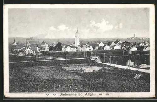 AK Dietmannsried / Allgäu, Blick zum Ort mit Kirche