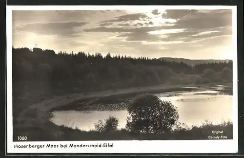 AK Manderscheid / Eifel, Mosenberger Maar