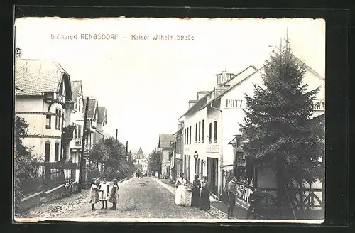 AK Rengsdorf, Kaiser Wilhelm-Strasse mit Passanten