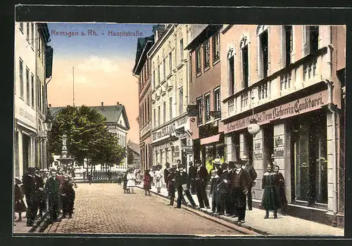 AK Remagen a. Rh. Hauptstrasse mit Passanten